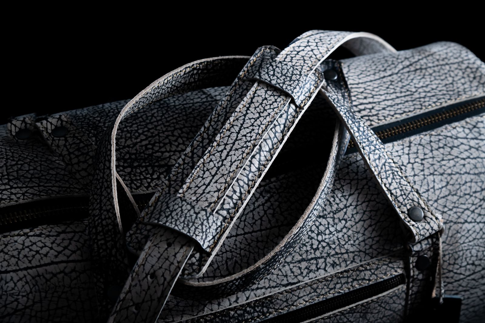 DUFFEL BAG WHITE CEMENT - Image 3