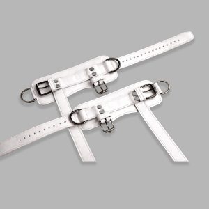 GLACIER SHACKLES